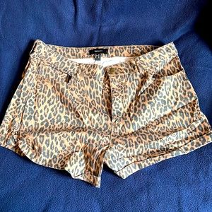 Forever 21 leopard shorts